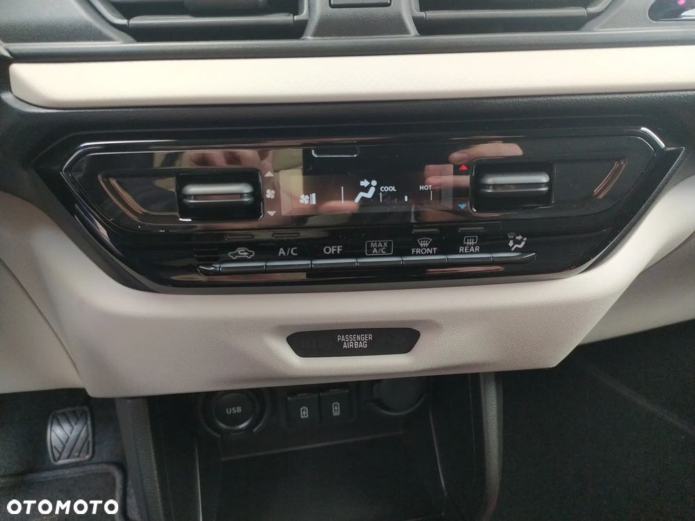 Suzuki Swift 1.2 Dualjet SHVS Premium Plus - 26