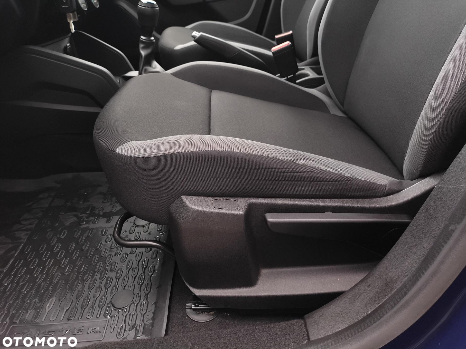 Dacia Duster 1.0 TCe Essential - 12