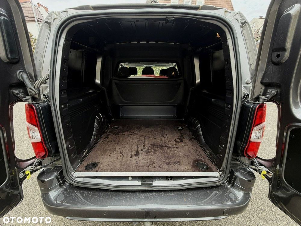 Peugeot Partner L2 S&S EAT8 (bryg.) - 23