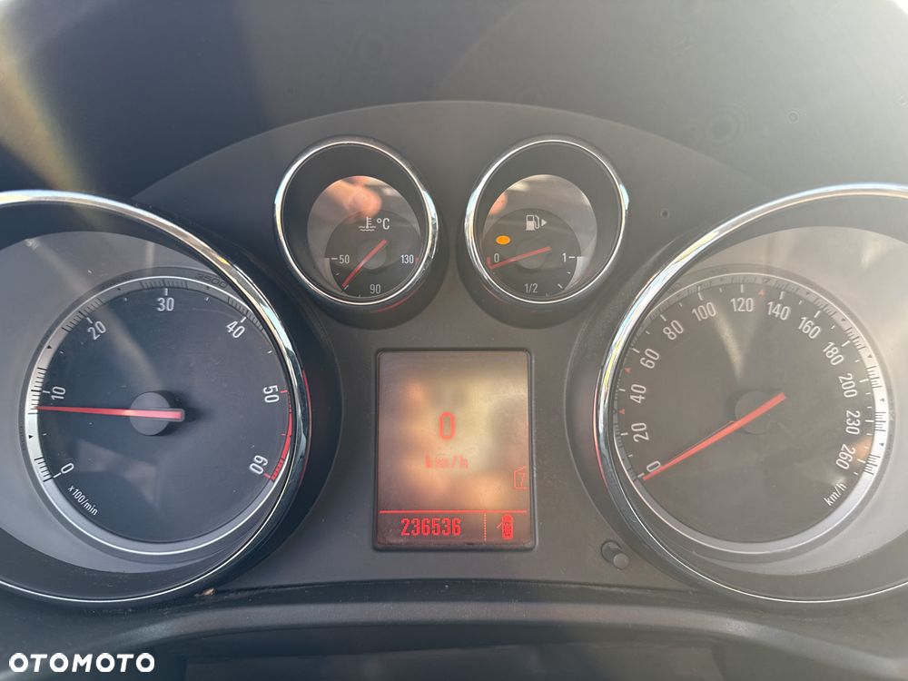 Opel Insignia 2.0 CDTI Sport - 21