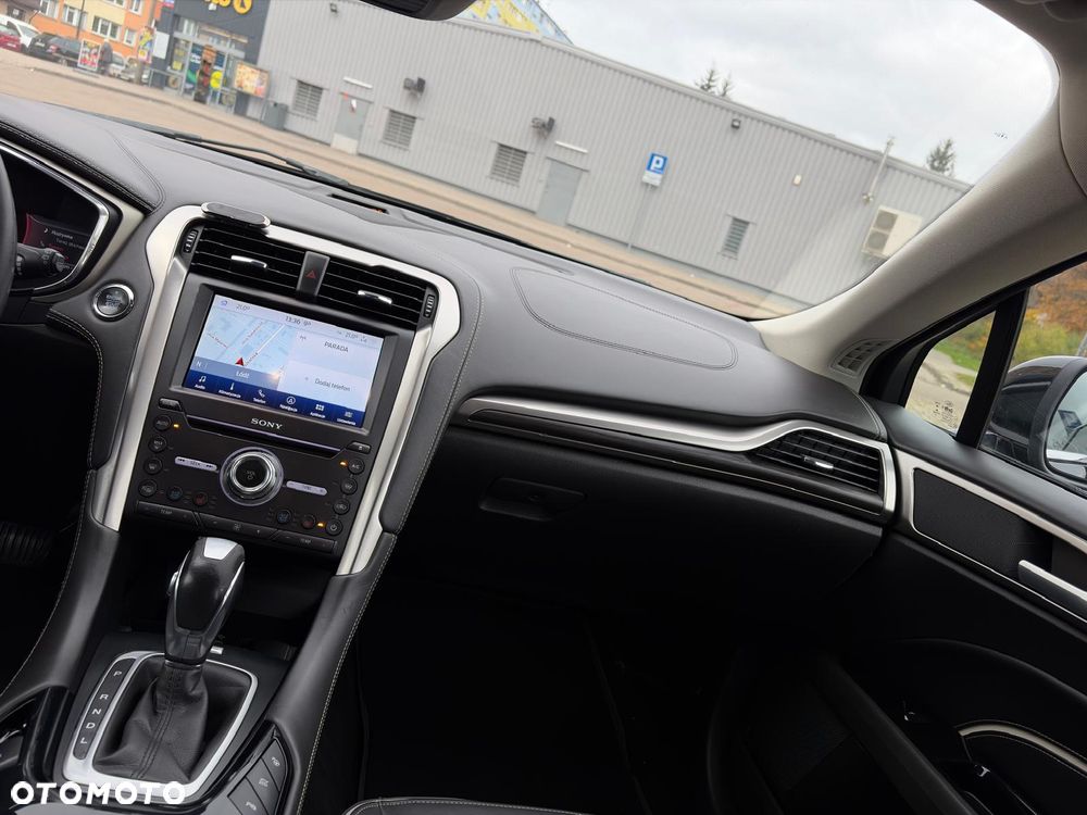 Ford Mondeo 2.0 Hybrid Vignale - 23