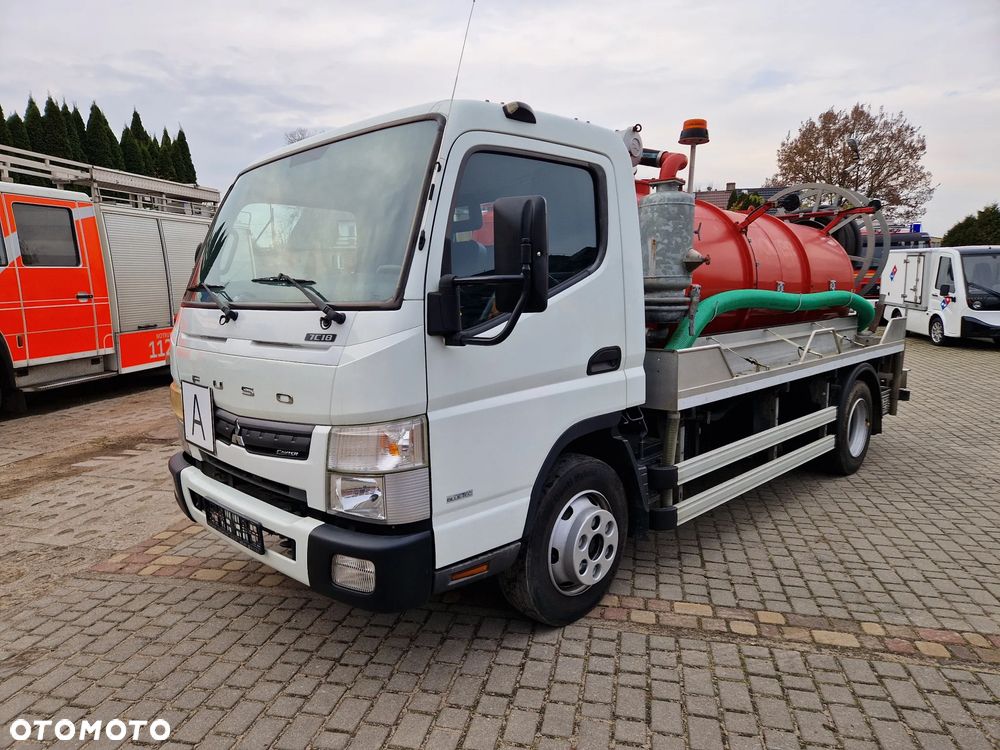 Mitsubishi FUSO BECZKA ASENIZACYJNA PIERWSZY WŁAŚCICIEL - 2
