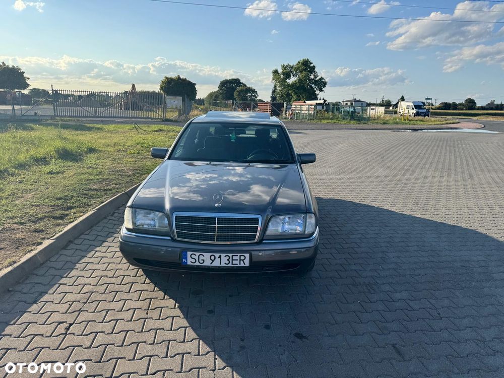 Mercedes-Benz Klasa C - 2