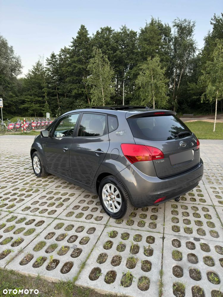 Kia Venga 1.6 CRDi 128 Edition 7 - 12