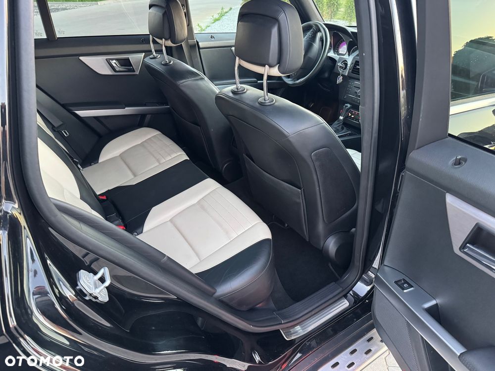 Mercedes-Benz GLK - 9