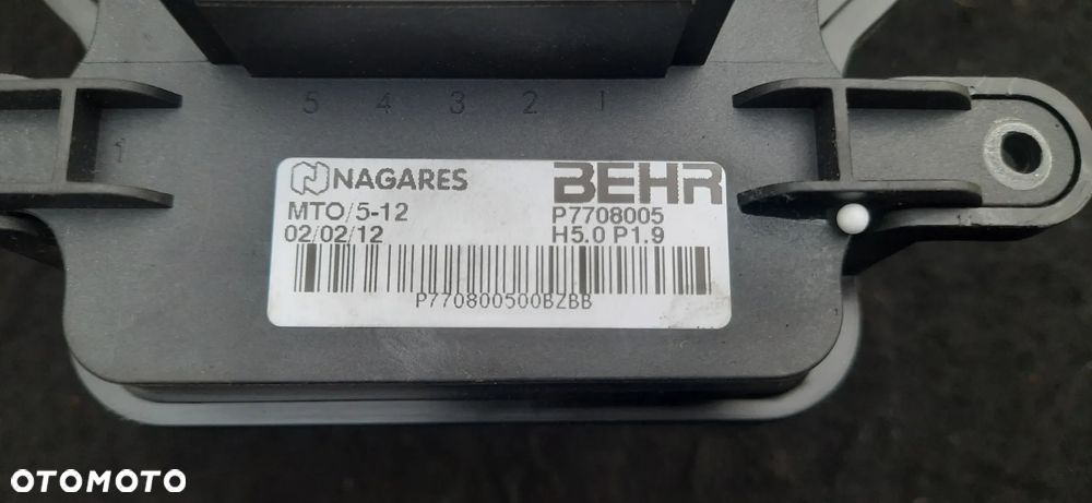 Peugeot 3008 Dmuchawa wentylator radiator  Kabiny  P7708005 BEHR Mechanizm elektryczny Hamulca ręcznego a2c53379975 0204706357 9673094880 - 6