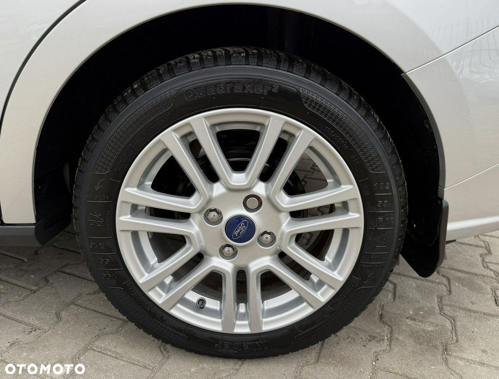 Ford Tourneo Courier 1.0 EcoBoost S&S Titanium - 12