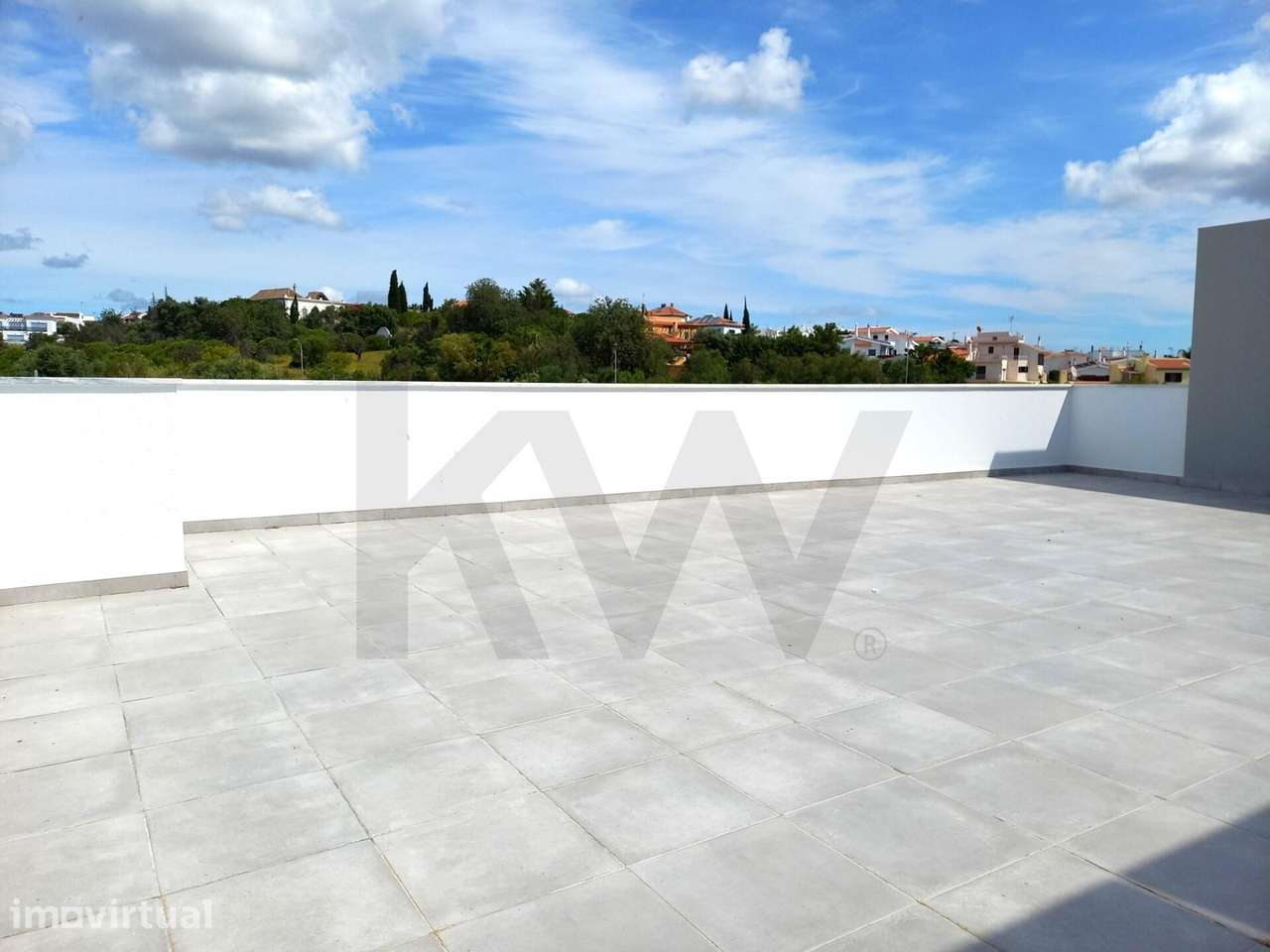Apartamento T4 novo com 154,03m2, terraços no topo, garagem para 3 via - Grande imagem: 2/30