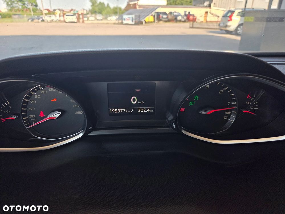 Peugeot 308 BlueHDi 130 EAT6 Stop & Start Active - 6