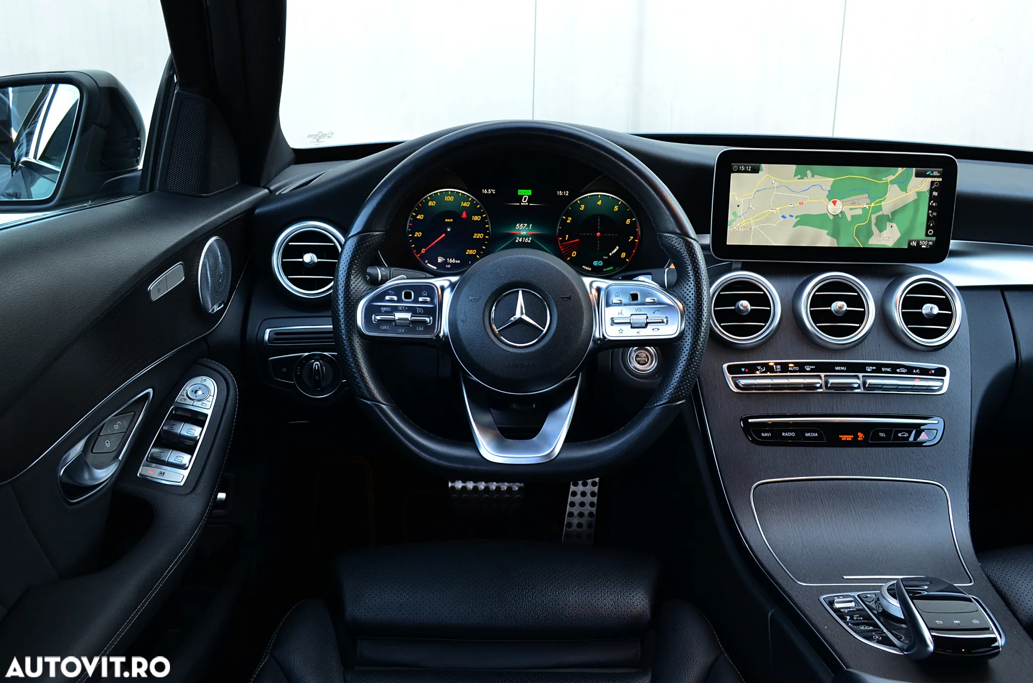 Mercedes-Benz C 200 4Matic 9G-TRONIC AMG Line - 22