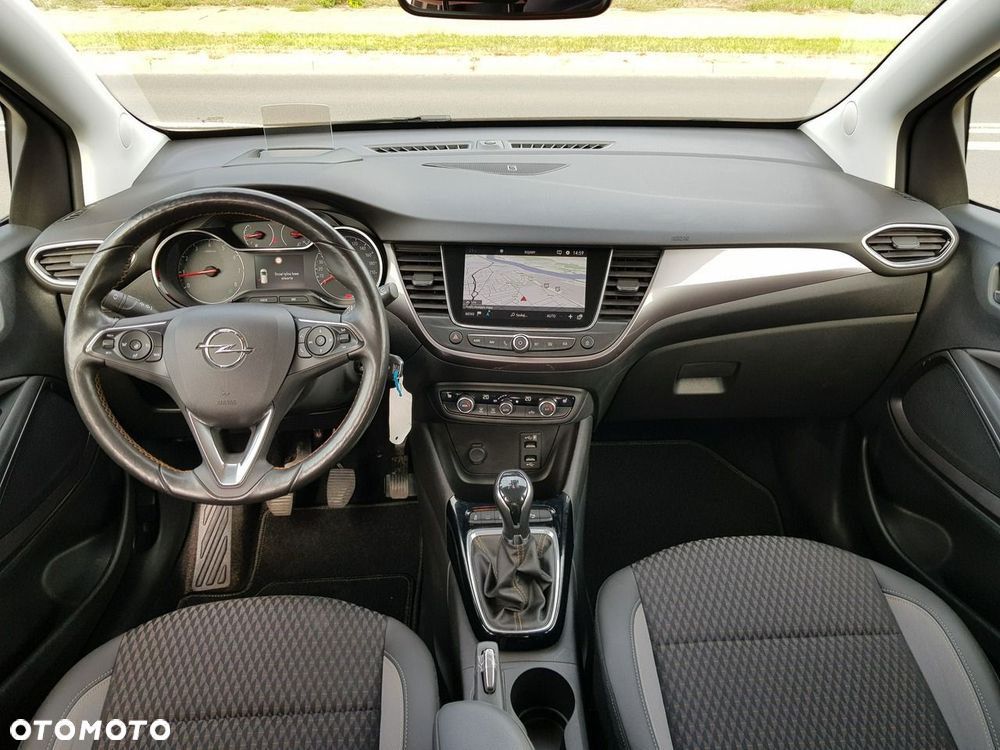 Opel Crossland X - 12