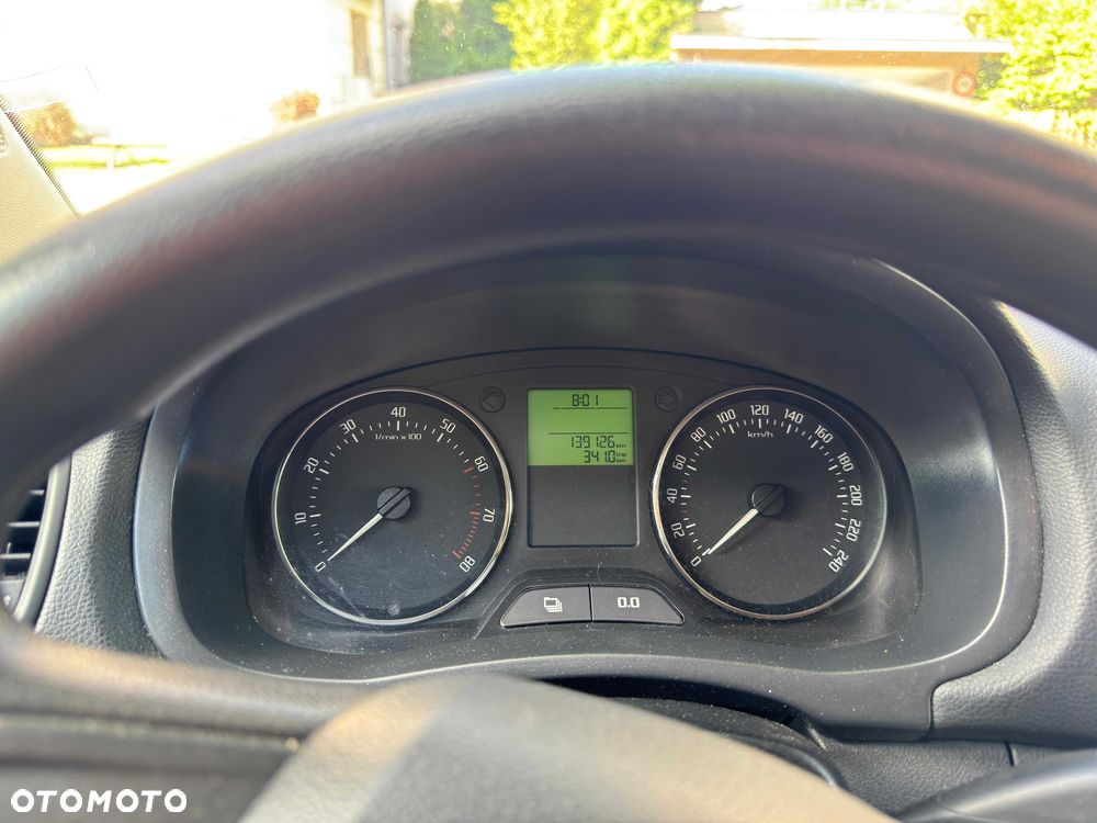 Skoda Fabia - 3