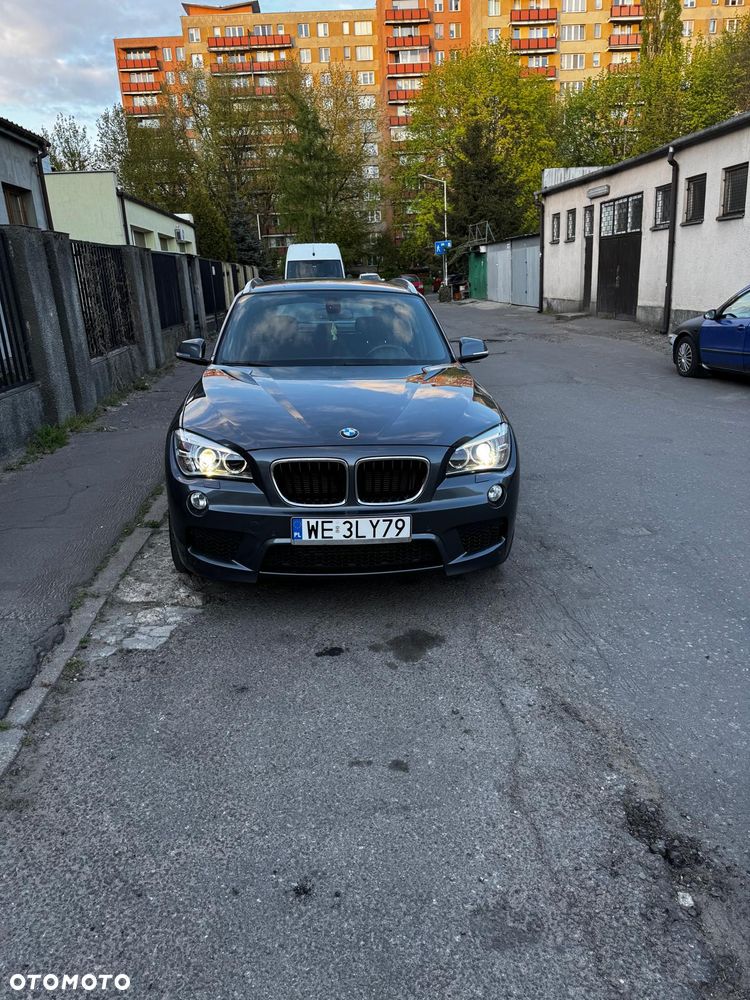 BMW X1 xDrive20i - 1