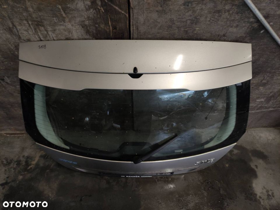 KOMPLETNY TYŁ KLAPA ZDERZAK LAMPY STILO I 3D 647 - 18