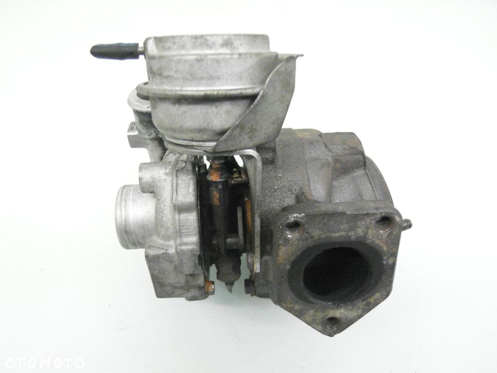 TURBOSPRĘŻARKA BMW E46 320 d 2247237H - 1