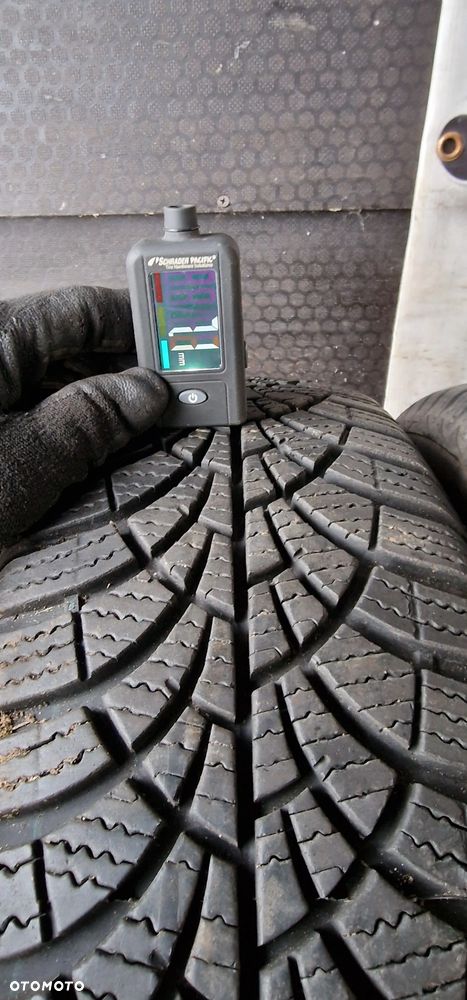 OPONY ZIMOWE Goodyear 175/66 14" - 6