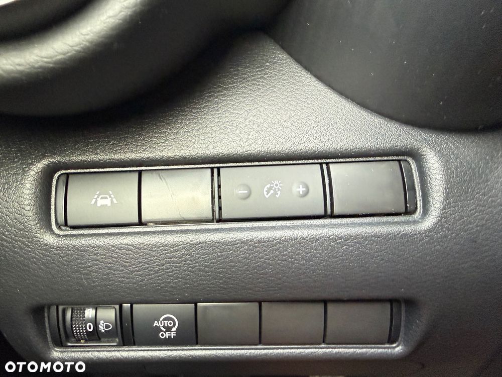 Nissan Juke 1.0 DIG-T Kiiro - 26