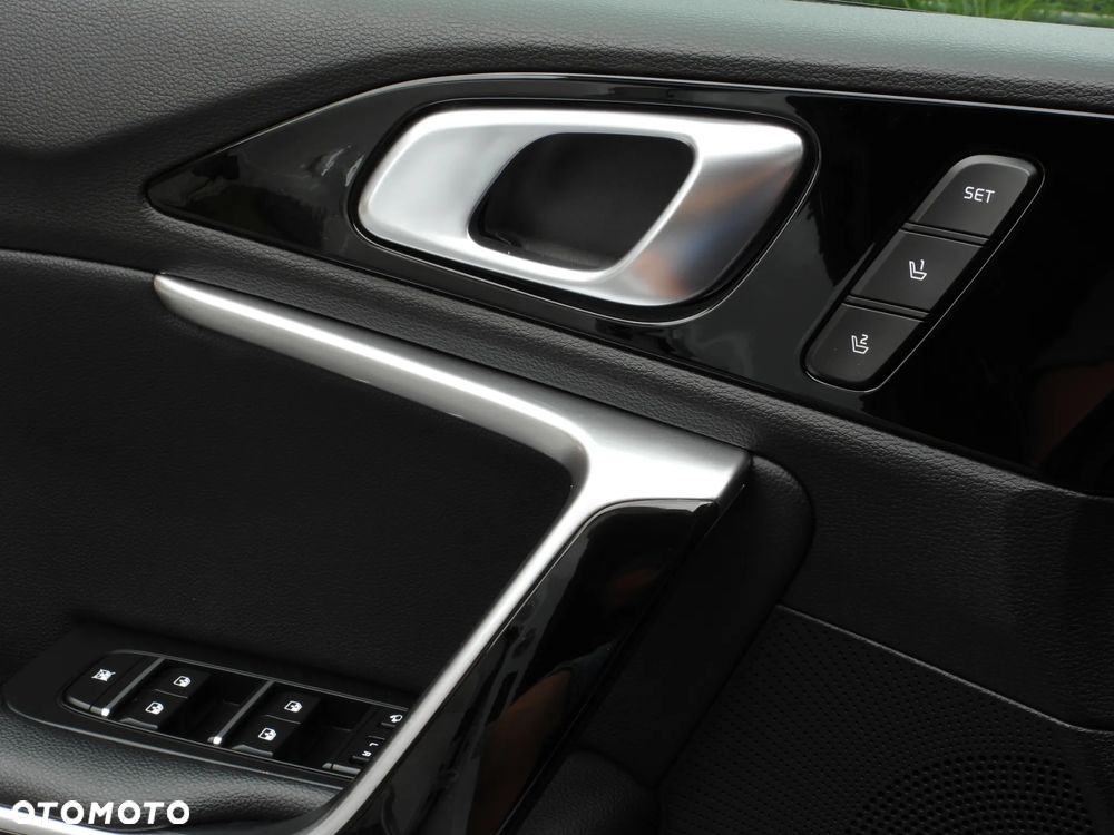 Kia ProCeed 1.5 T-GDI DCT7 OPF GT LINE - 29