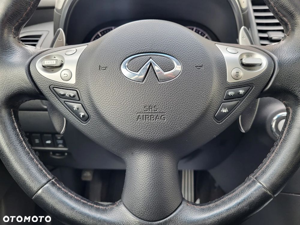 Infiniti Q70 3.0d S Premium - 20