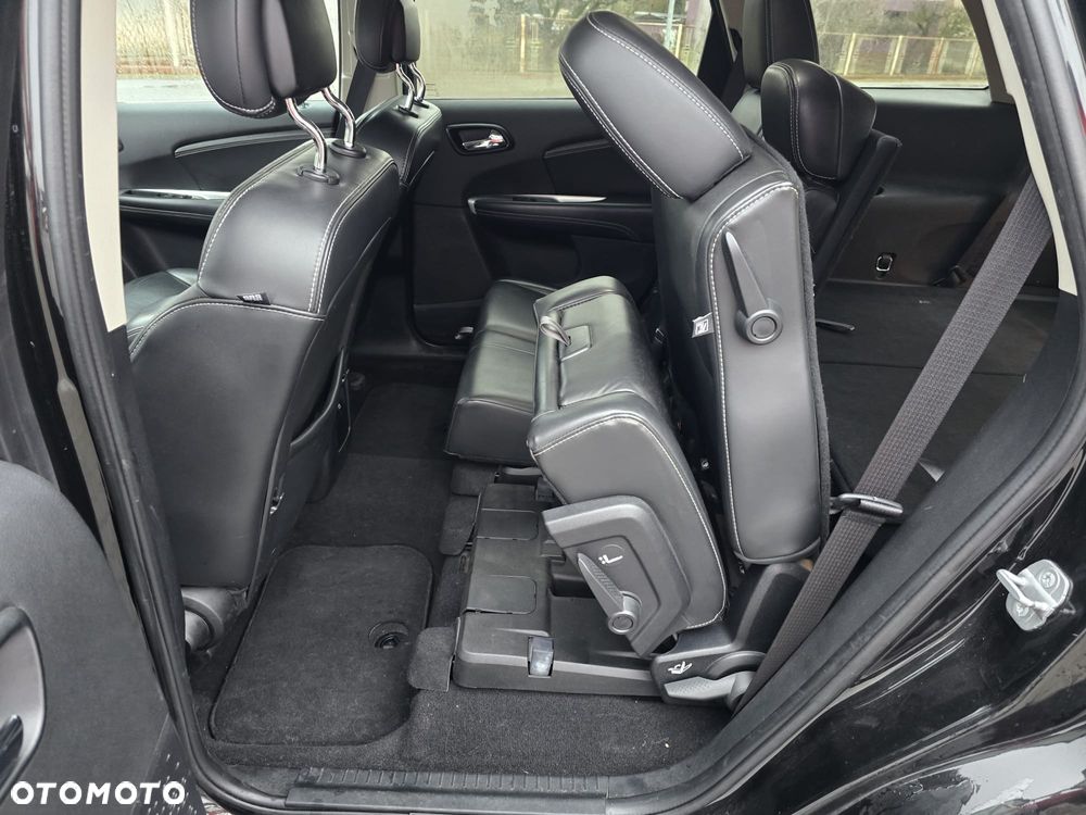 Fiat Freemont 2.0 Multijet 16V DPF Automatik Allrad Lounge - 17