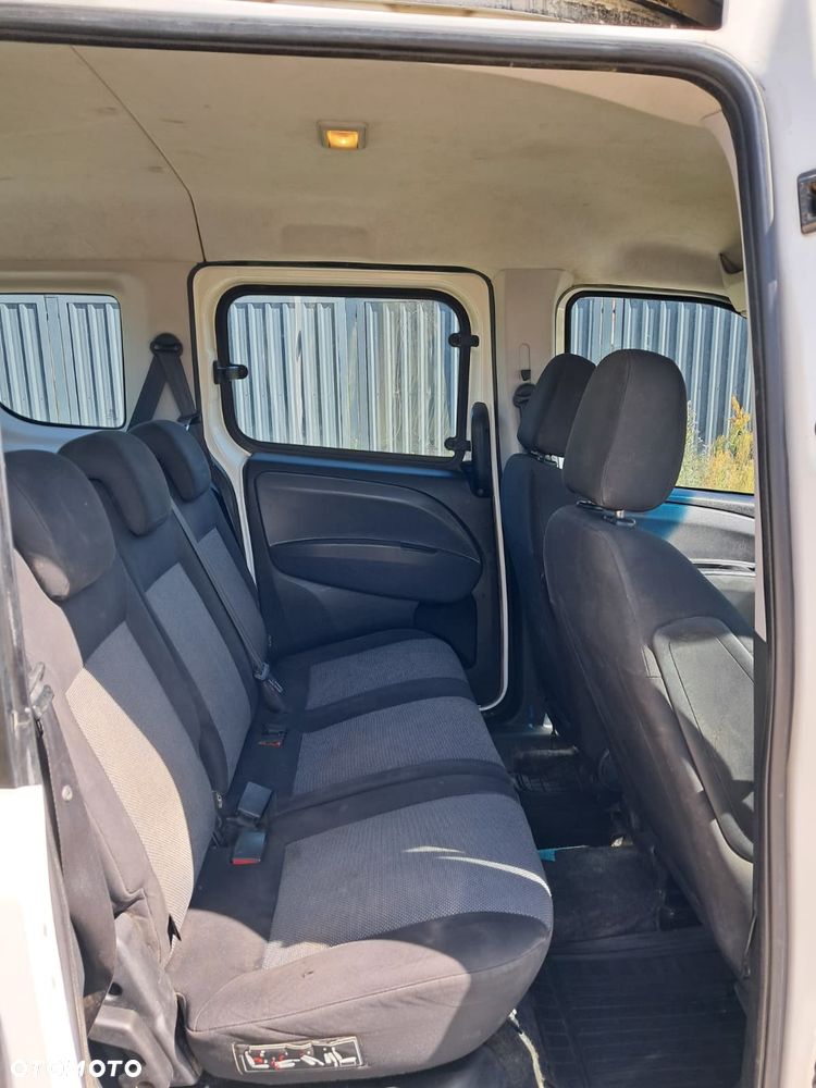 Fiat Doblo 1.4 16V Dynamic - 11