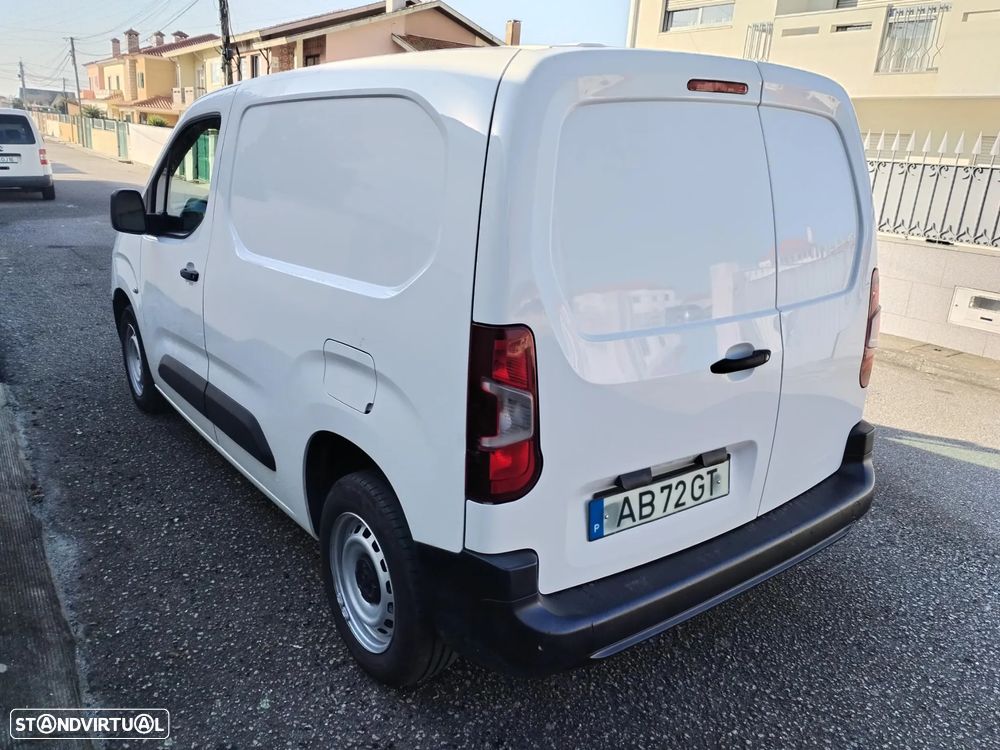 Peugeot Partner 1.5HDI iva já incluído 3LG 100 cvs - 9