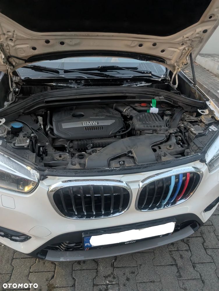 BMW X1 sDrive18i Advantage - 20