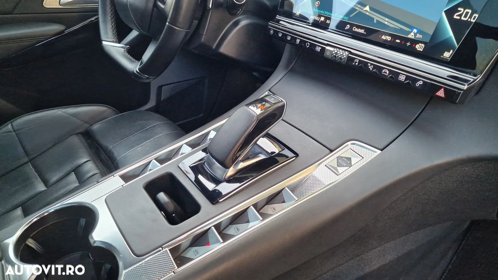 DS Automobiles DS 7 Crossback 1.6 PHeV FWD 225 EAT8 OPERA - 17