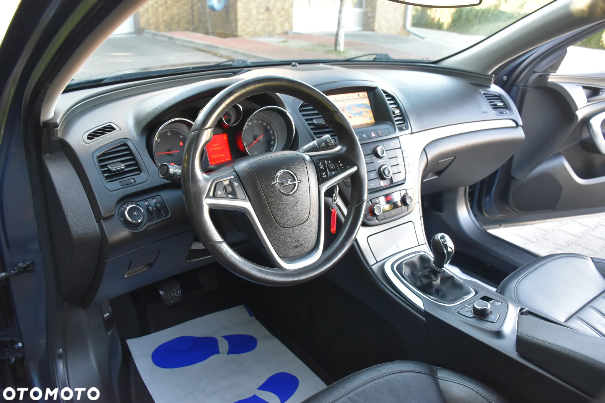 Opel Insignia 2.0 CDTI Cosmo ecoFLEX - 9