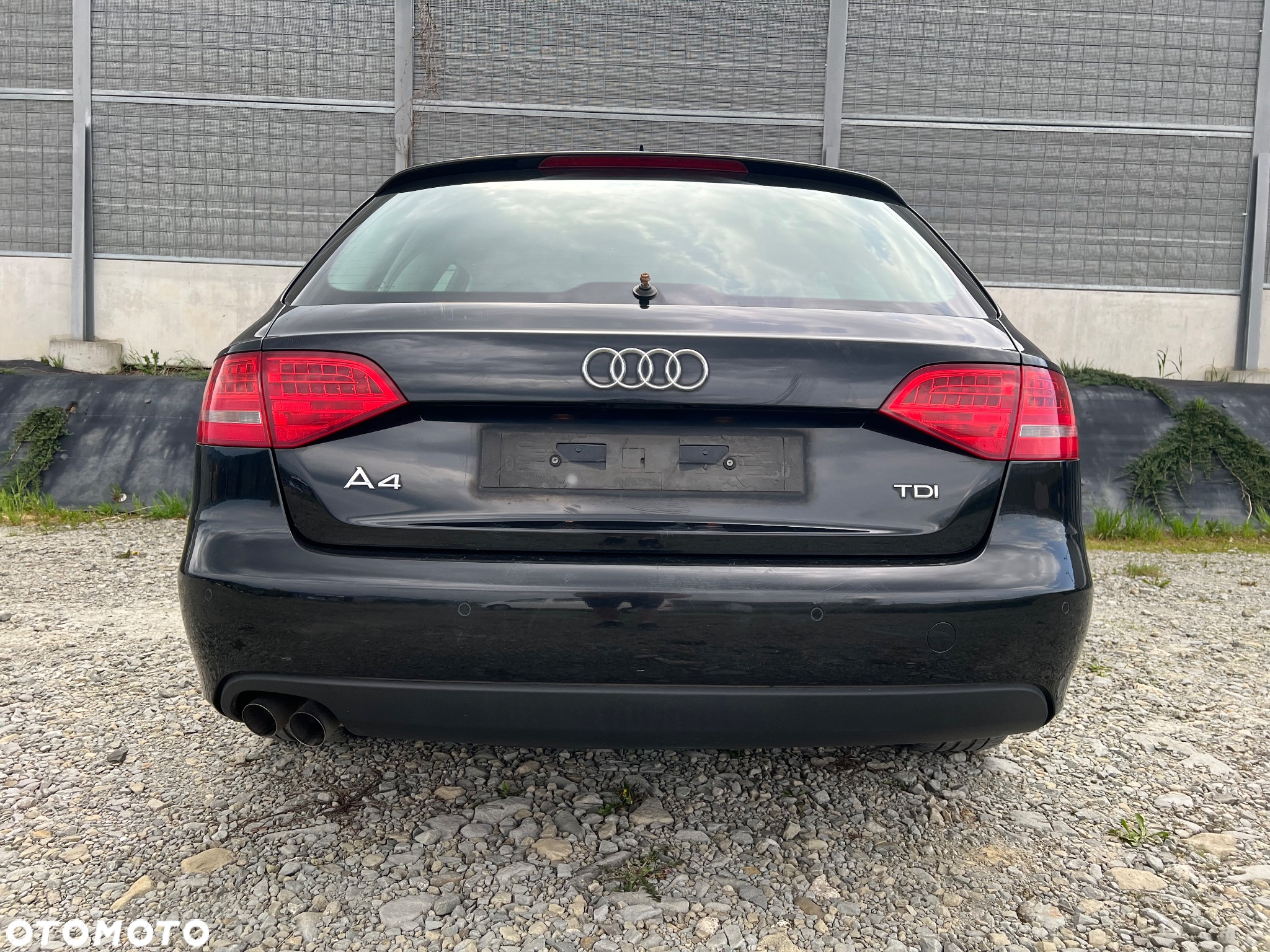 Audi A4 Avant 2.0 TDI DPF multitronic Attraction - 13
