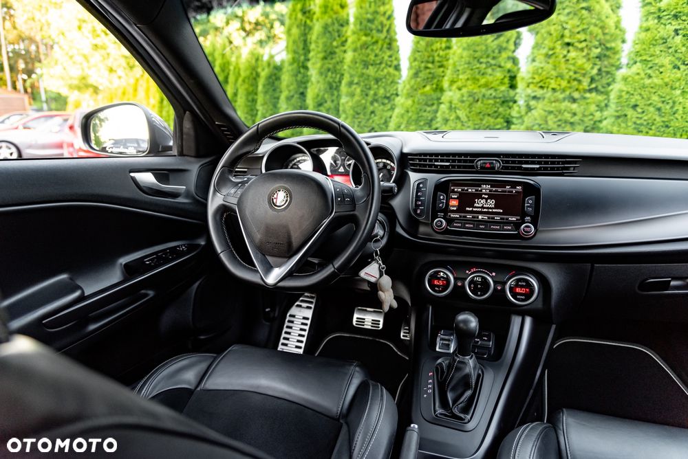 Alfa Romeo Giulietta 1.8 TBi 16V TCT Quadrifoglio Verde - 26