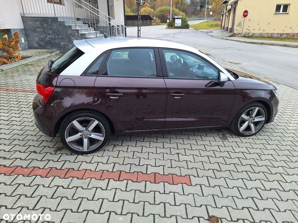 Audi A1 Sportback 1.6 TDI S line edition - 9