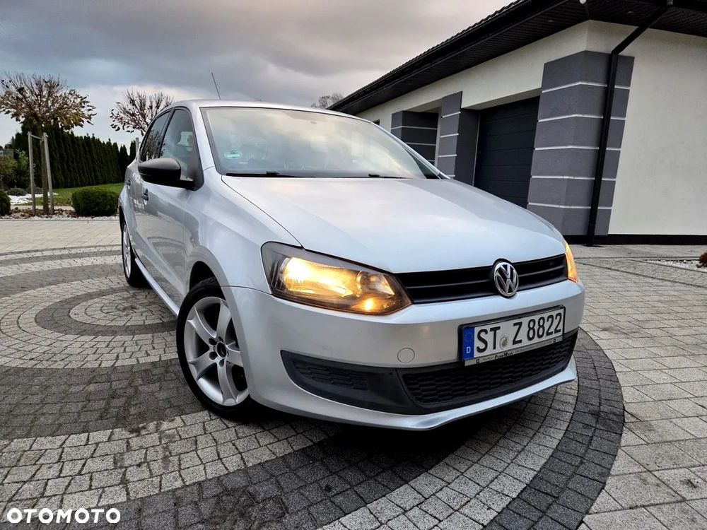 Volkswagen Polo - 1