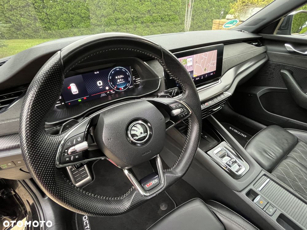 Skoda Octavia 2.0 TDI DSG 4x4 RS Plus - 35