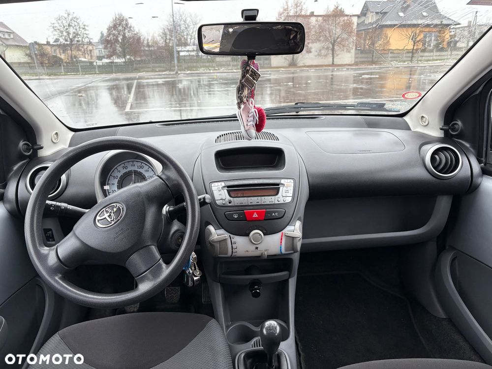 Toyota Aygo - 9