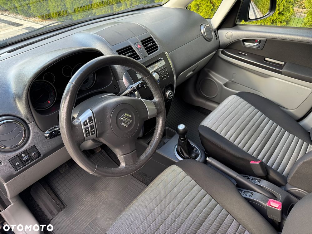 Suzuki SX4 1.6 Comfort 4WD - 14