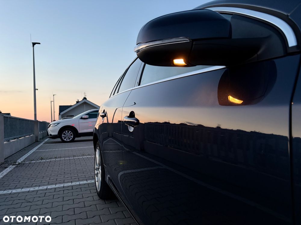 Volvo V60 D4 Geartronic Momentum - 16
