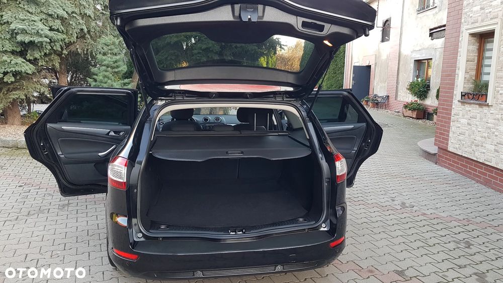 Ford Mondeo 2.0 TDCi Titanium - 21