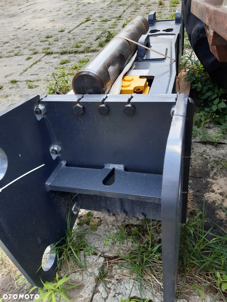 Młot wyburzeniowy hydrauliczny Mustang HM 1500 - 8