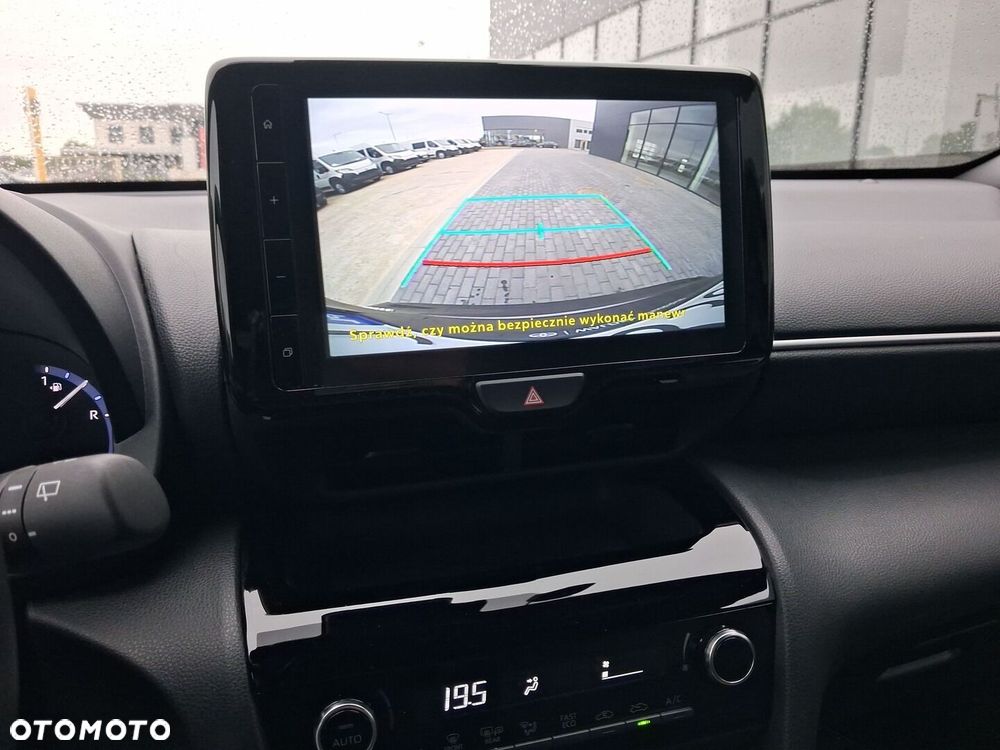 Toyota Yaris Cross Hybrid 1.5 Comfort - 21