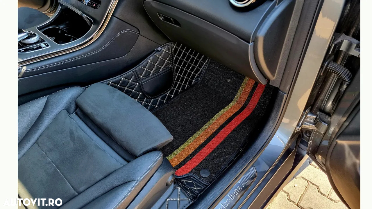 Mercedes-Benz GLC Coupe 250 4Matic 9G-TRONIC AMG Line - 26