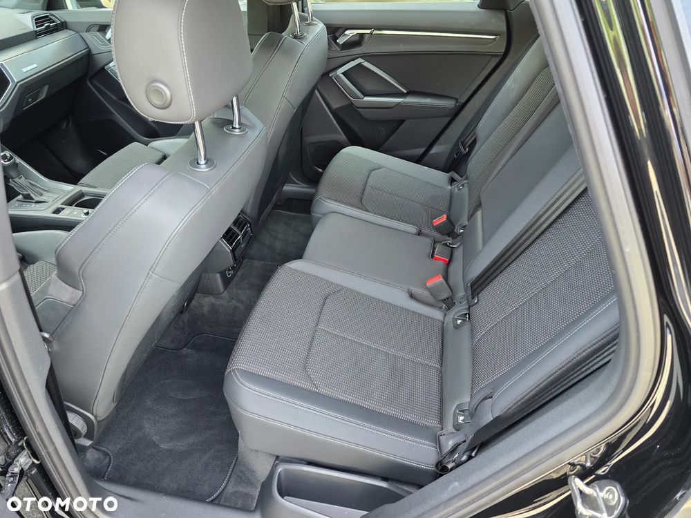Audi Q3 35 TDI S tronic S line - 30