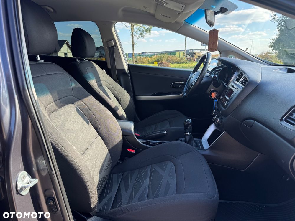 Kia Ceed 1.6 CRDi 128 Dream-Team Edition - 18