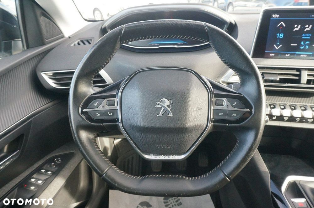 Peugeot 3008 1.2 PureTech Active Pack S&S - 13