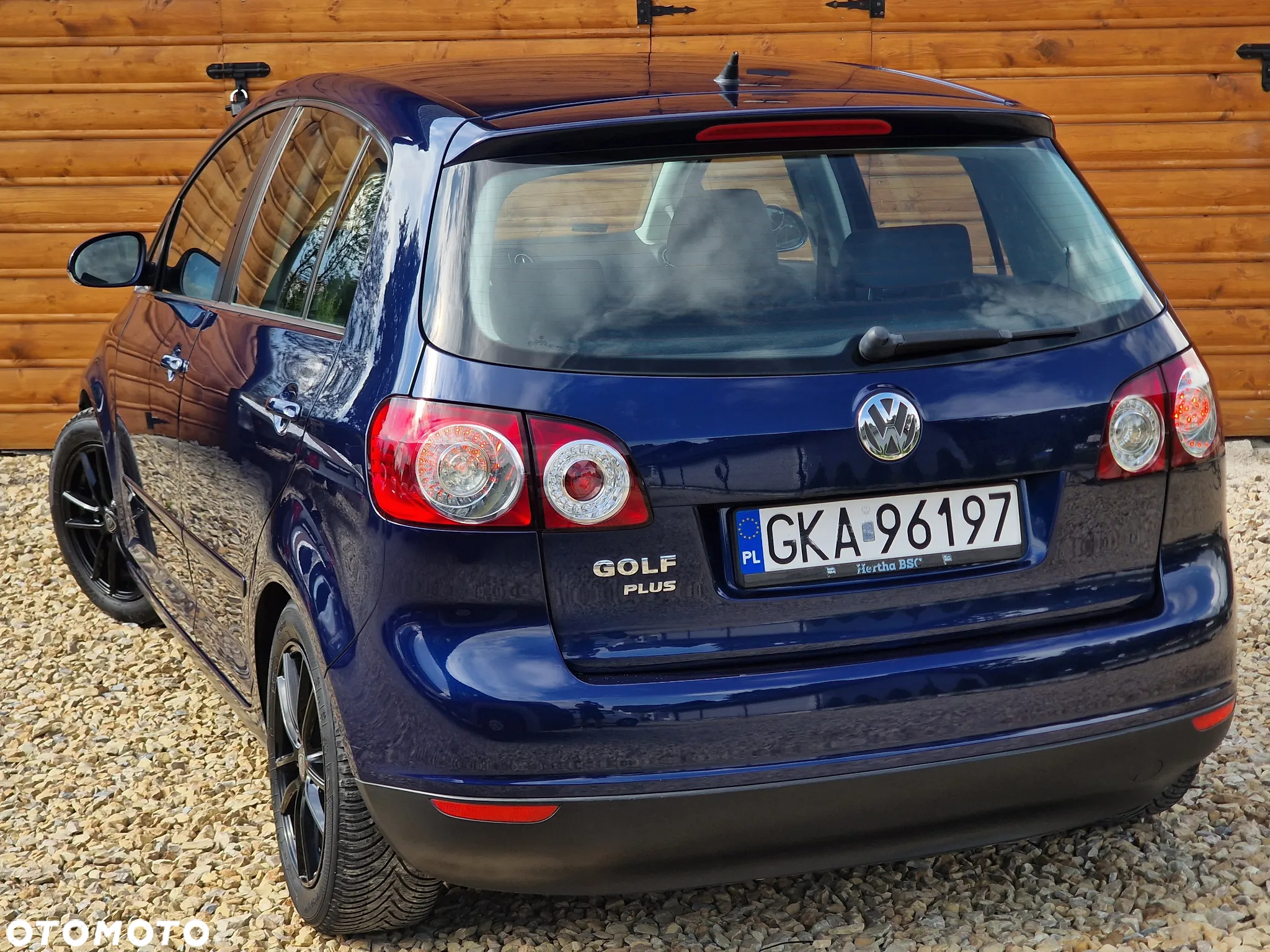 Volkswagen Golf - 16