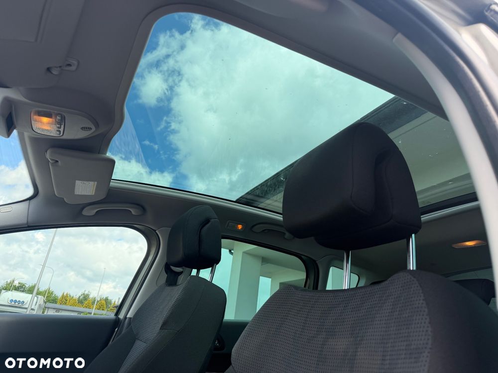 Peugeot 3008 - 11