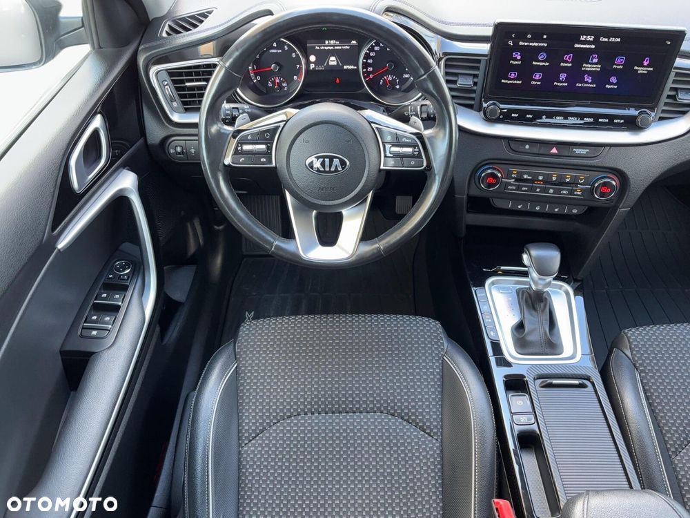 Kia XCeed - 20