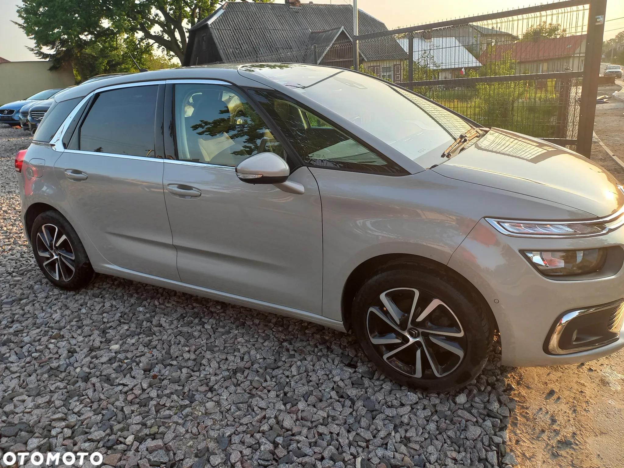 Citroën C4 SpaceTourer 1.2 PureTech Shine S&S - 6