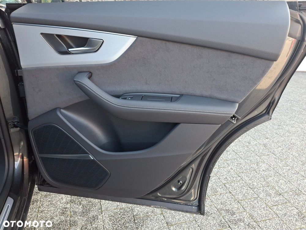 Audi Q8 - 22