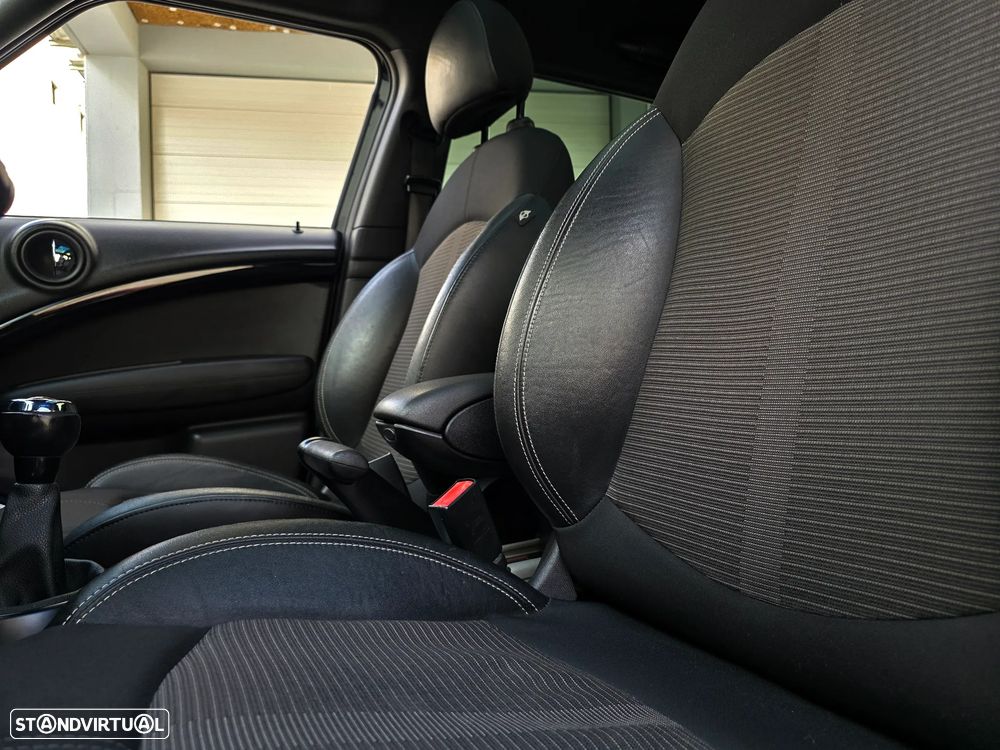 MINI Countryman Cooper D - 52